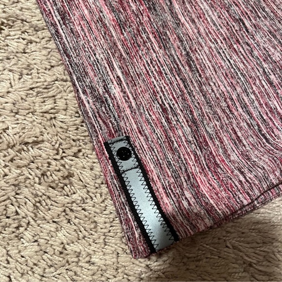 LULULEMON VINYASA SCARF SPACE DYE CAMO BERRY - Picture 8 of 10